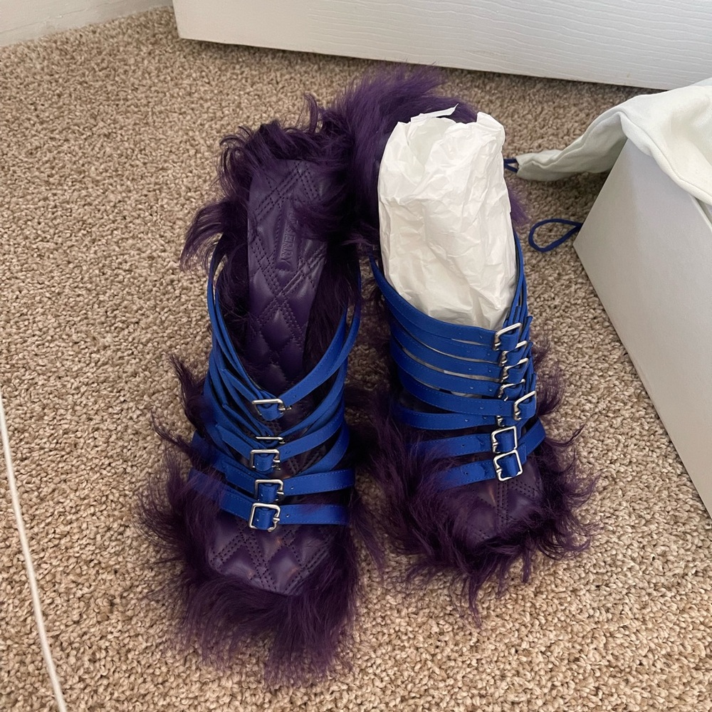 Burberry Blue and Purple Feathered Sandals - Picture 3 of 8